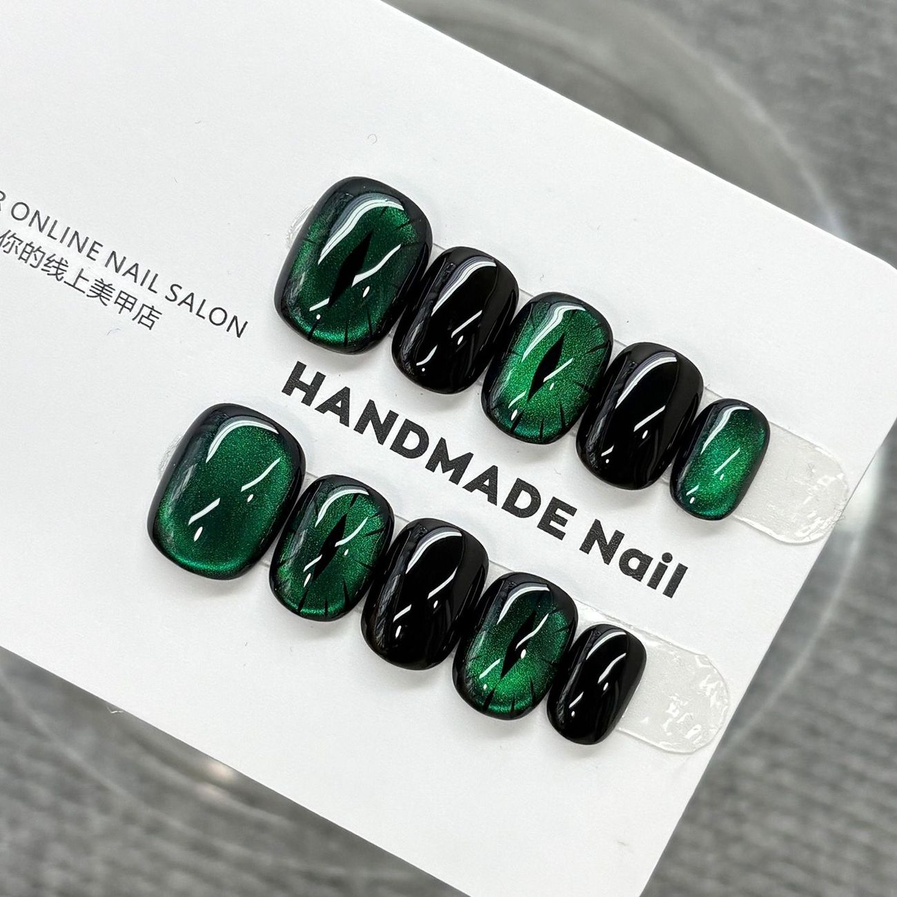 Handmande nail