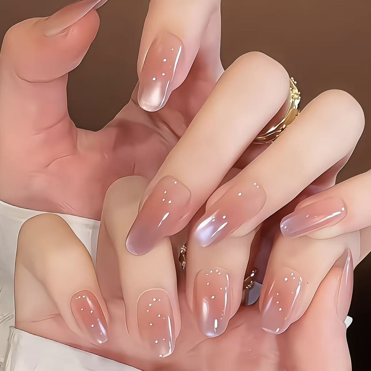 Glass cats eye nail